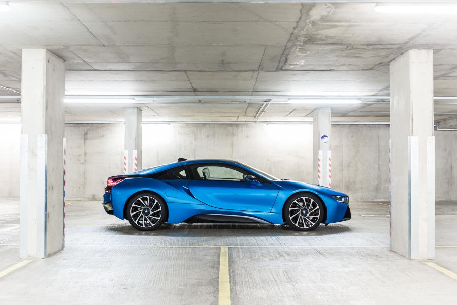  BMW i8 2014 года  (UK) (фото 5 из 69)